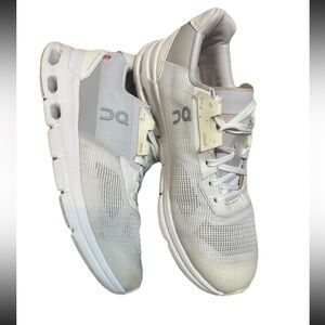 On Cloudrift White/Frost Women’s Size 8 Shoe